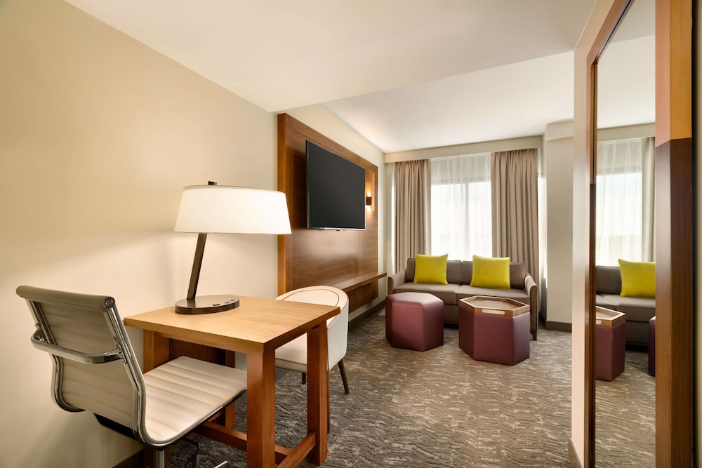 Embassy Suites by Hilton Phoenix Downtown North - photo 27