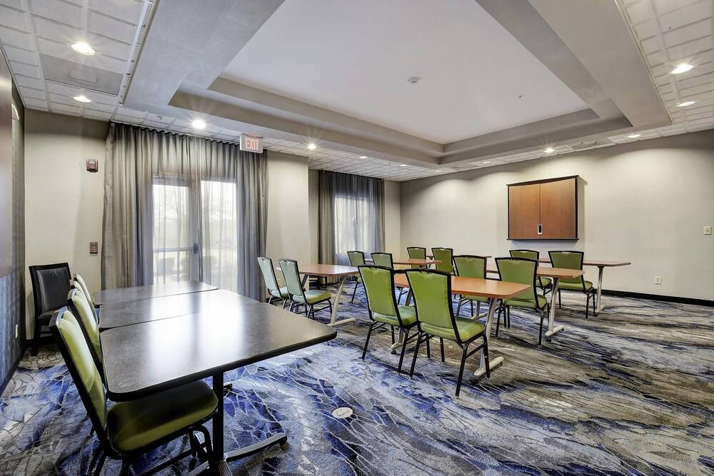 Fairfield Inn & Suites Marriott San Antonio Boerne - photo 28