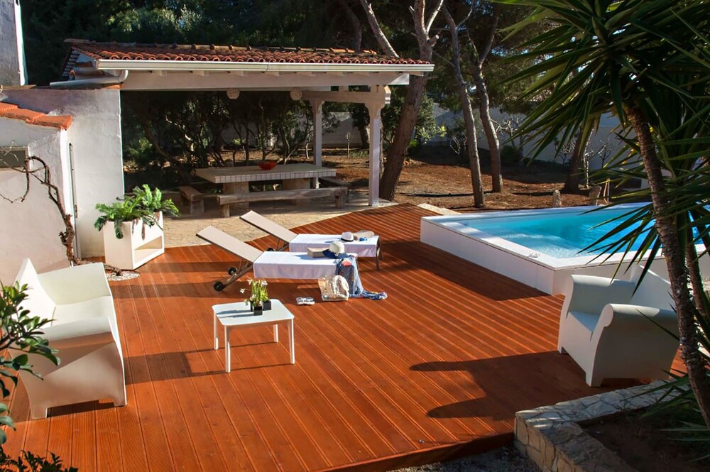 Villa Conca D'oro — 4-Star Luxury Hotel in Gallipoli, Italy