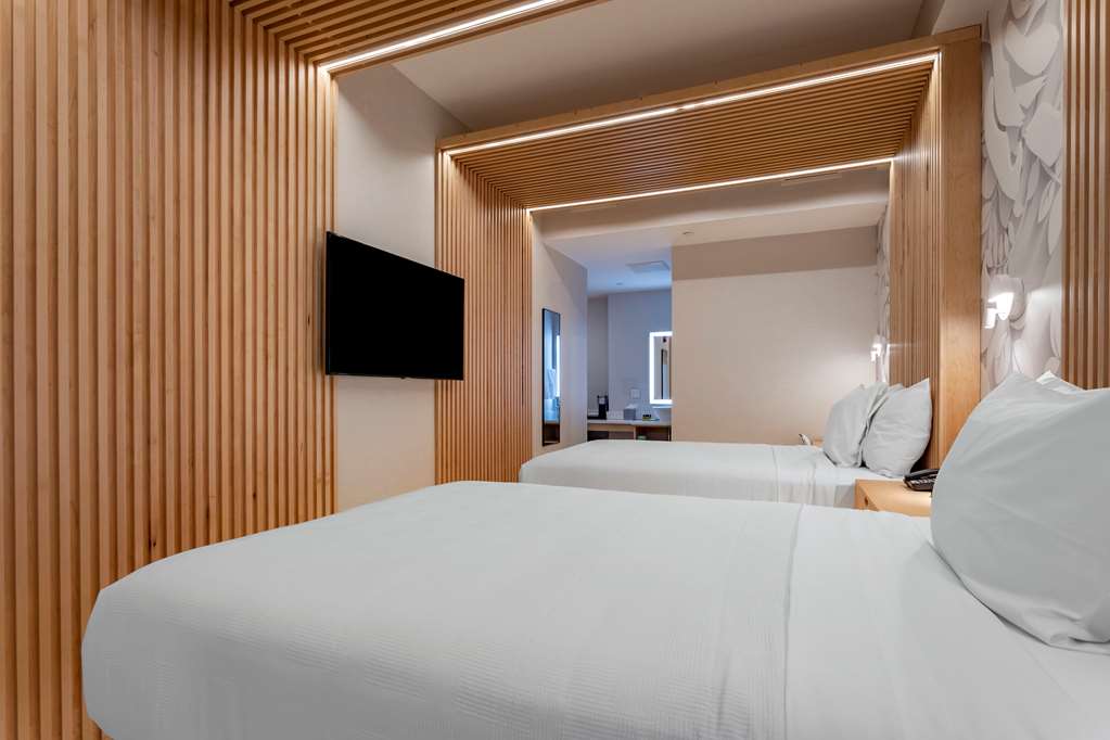 Best Western Plus Soho Hotel - photo 24