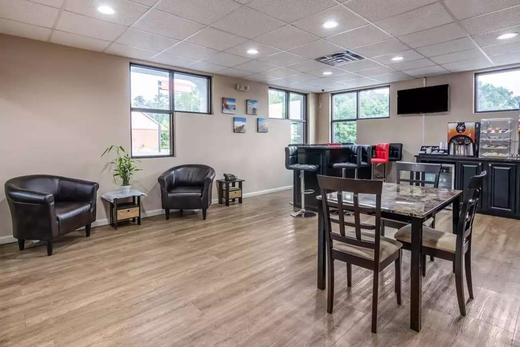 Americas Best Value Inn Opelika - photo 6
