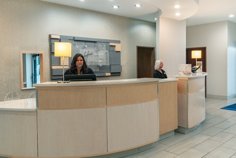 Holiday Inn Express & Suites Trinidad by IHG - photo 46