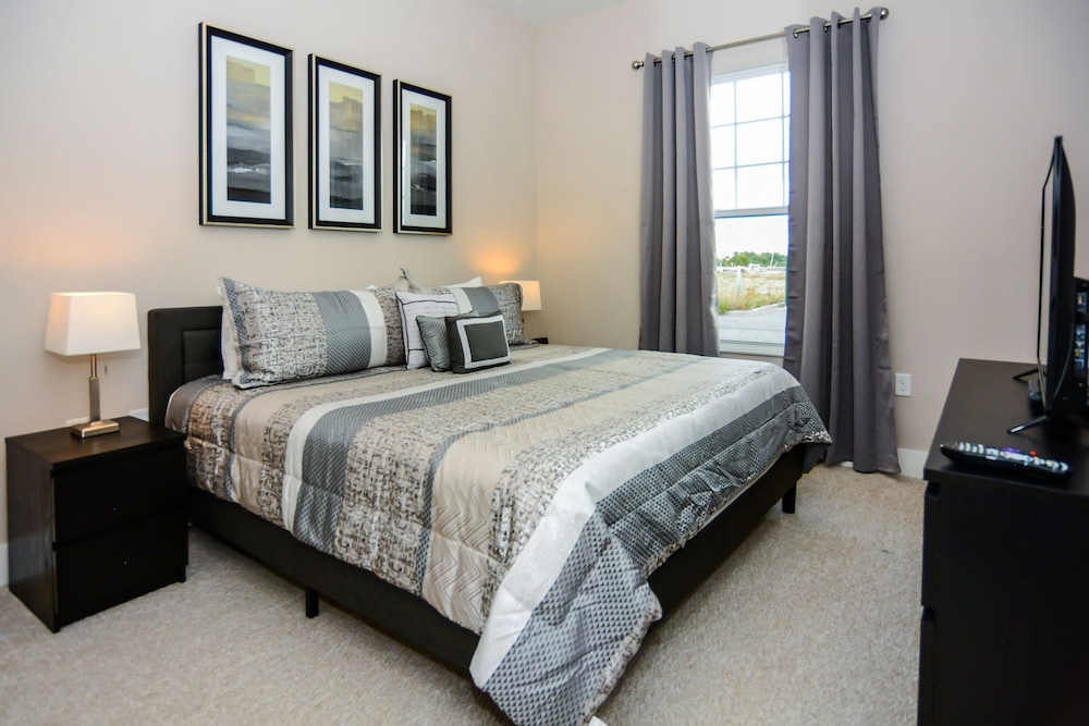 3 BR 3BA 1678ft 5min Disneyworld Resort Style - photo 16