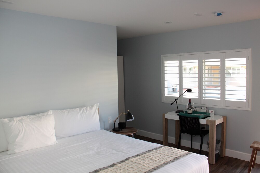 El Royale Hotel Near Universal Studios Hollywood - photo 24