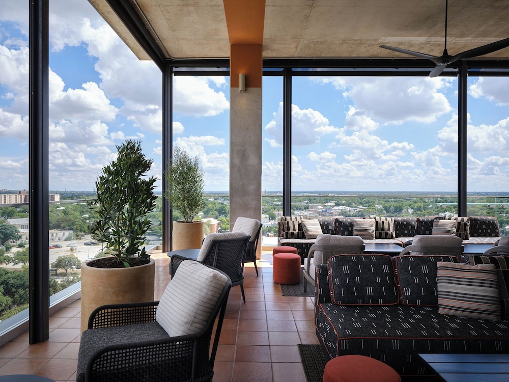 Kimpton Santo San Antonio Riverwalk by IHG - photo 97