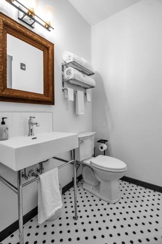 Webber Hotel - photo 17