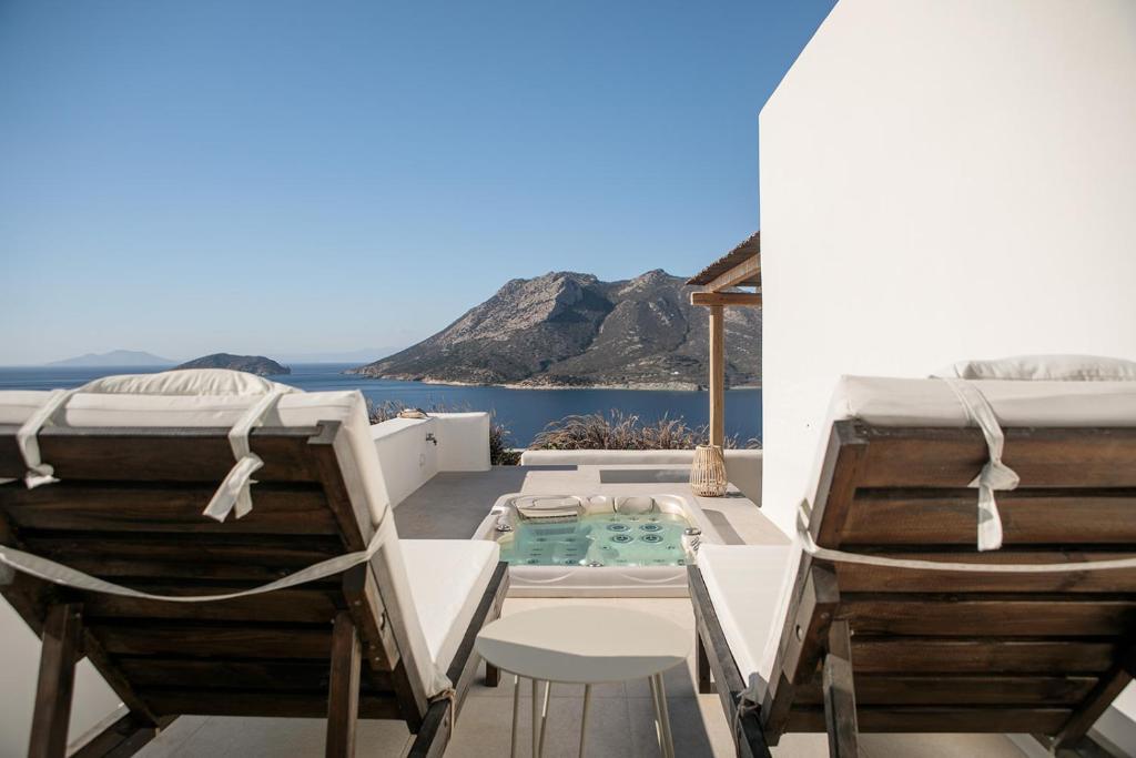 PhosAlos Apartments — 4-Star Luxury Hotel in Amorgos, Greece