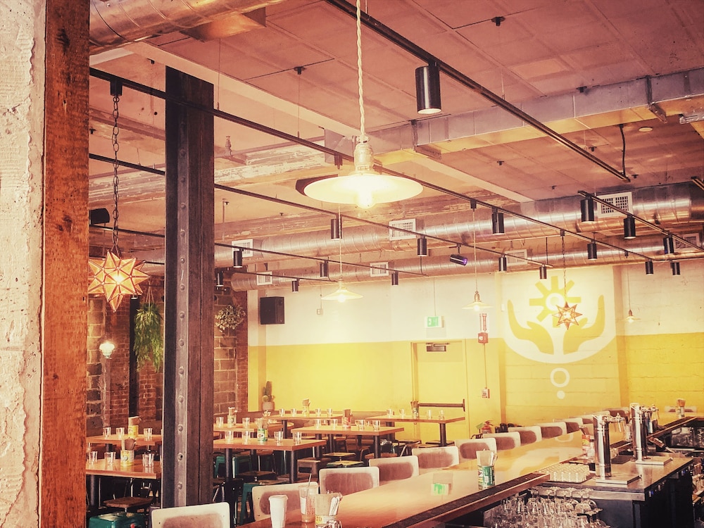 The Revolution Hotel - photo 89