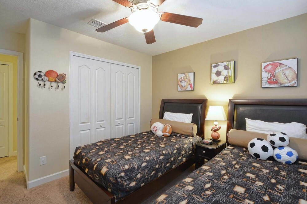 Luxurious 6BD Pool Home With Best Resort Amenities Two Master Suites and Big Pool Area #6pp917 - photo 5