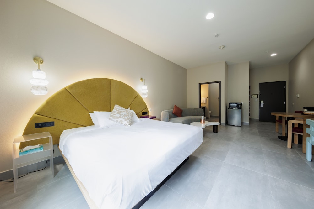 Blanco River Hotel - photo 4