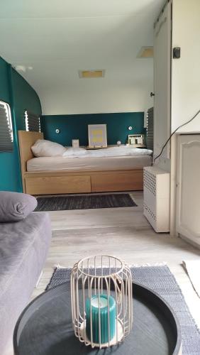 Wohnwagen auf Tierschutz Landhof inmitten der Natur pet-friendly hotel Selmsdorf