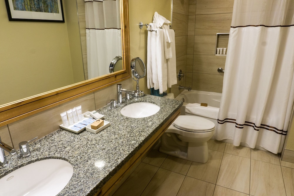 Deluxe condo in newly remodeled Grand Summit Hotel by RedAwning Save 20 on 7 Nights - photo 11