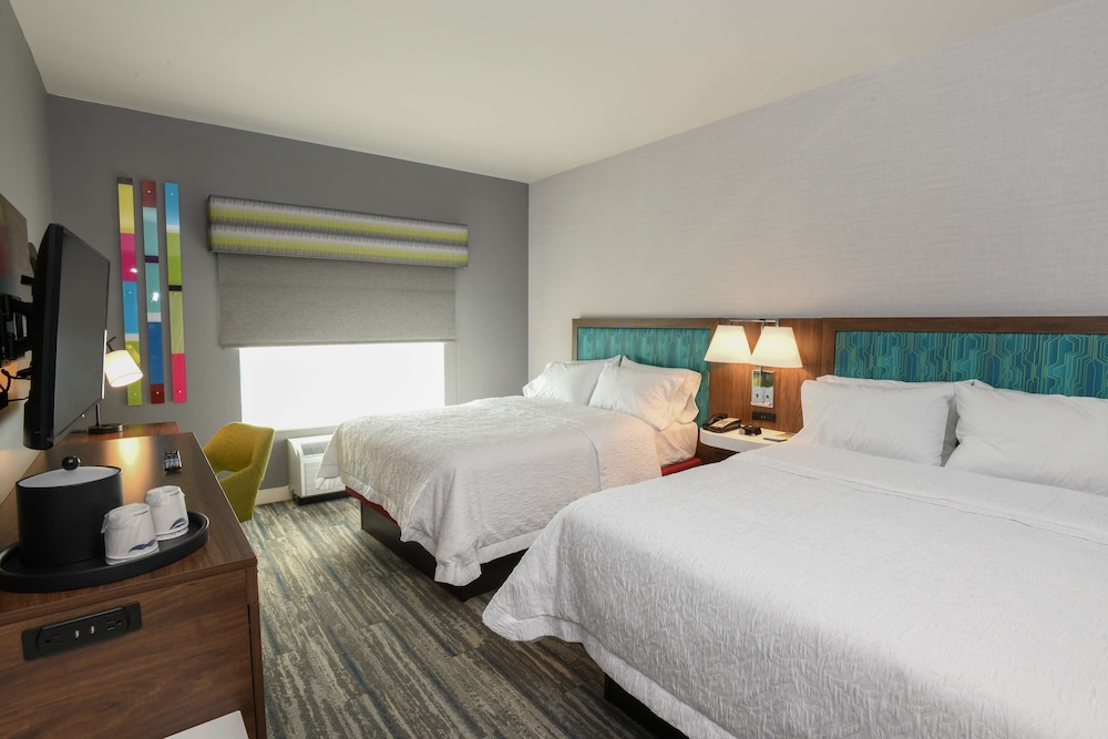Hampton Inn & Suites Cincinnati Liberty Township - photo 14