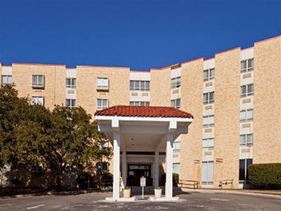 Holiday Inn Express Bldg 592 On Jbsa - featured photo
