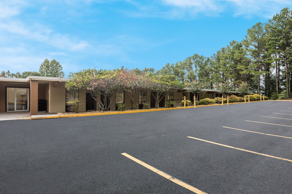 Red Roof Inn Atlanta Airport NE Conley - photo 36