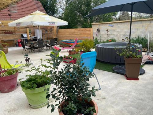 La petite barque in Unknown City, France