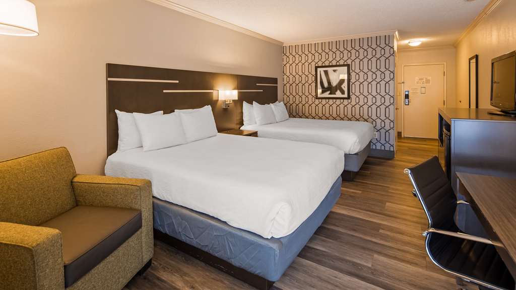 Best Western Plus Morristown Conference Center Hotel - photo 9