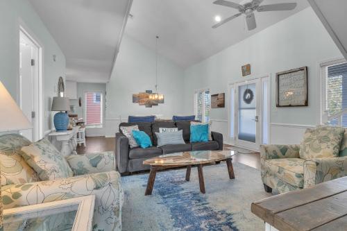 Saltwater Gospel by Oak Island Accommodations - photo 37