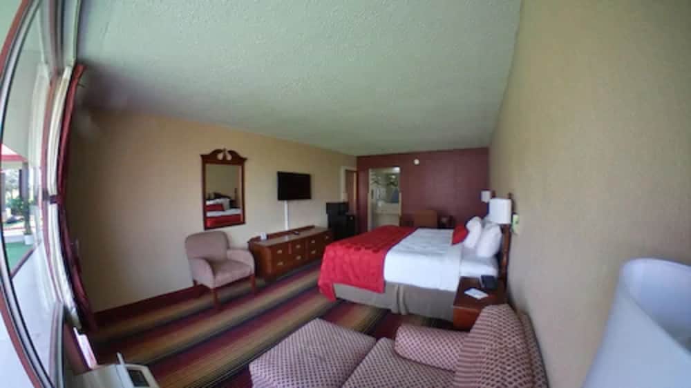 FairBridge Inn Express Perry - photo 14