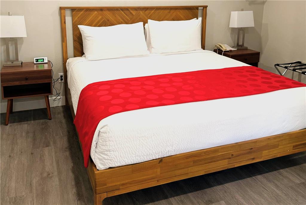 Ramada by Wyndham Los Angeles Koreatown West - photo 14