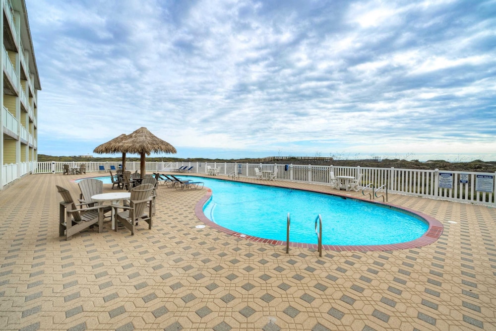 Salt & Sun by Avantstay Beach Access Pool - photo 62