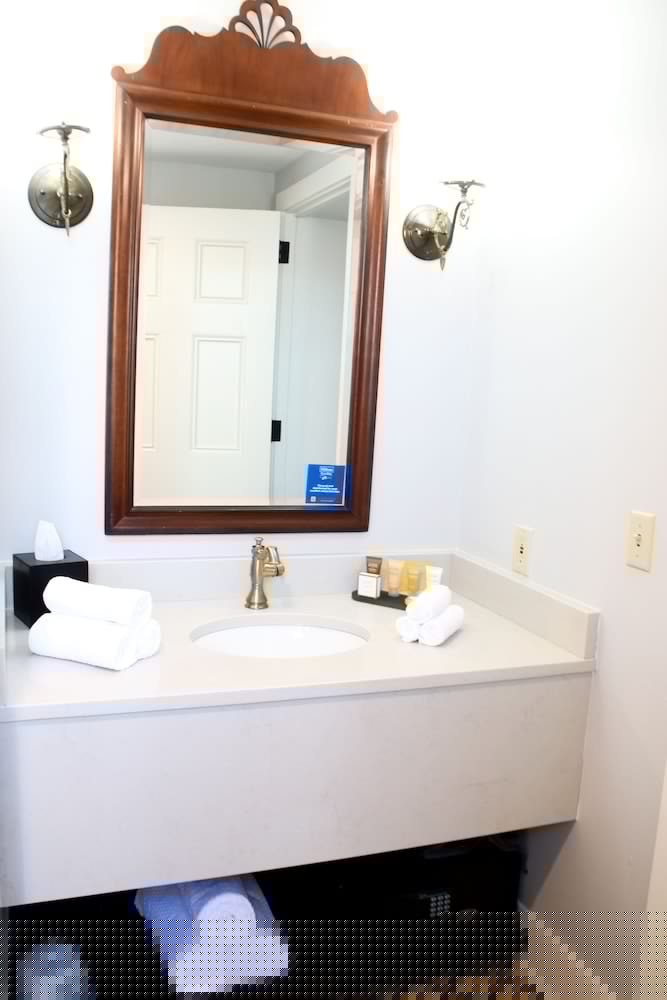 St. James Hotel Selma - photo 42