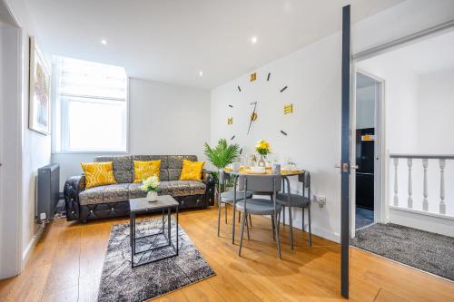 RB83 For your relaxed Cosy stay Free Parking in Leeds, United Kingdom