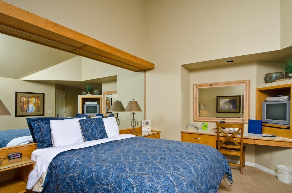 Mount Bachelor Village Resort - photo 14