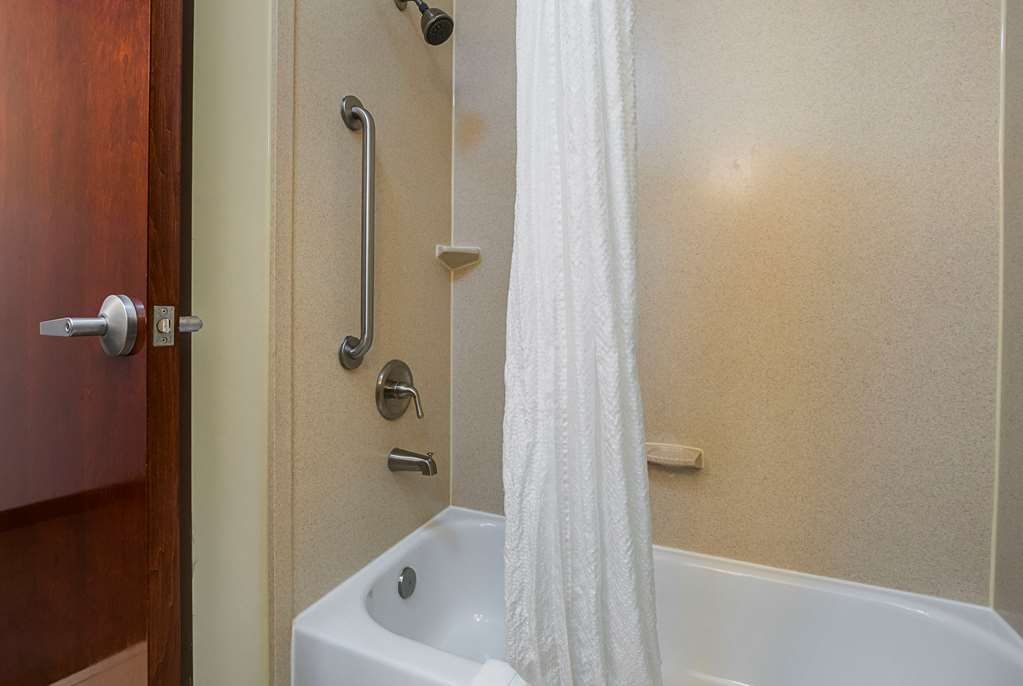 Sleep Inn & Suites Manchester near Arnold AFB - photo 19