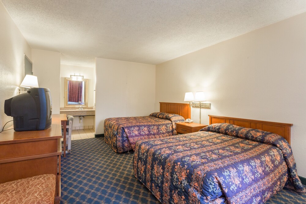 Bossier Inn and Suites - photo 11