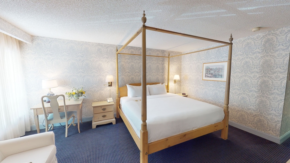 The Farmington Inn & Suites - photo 21