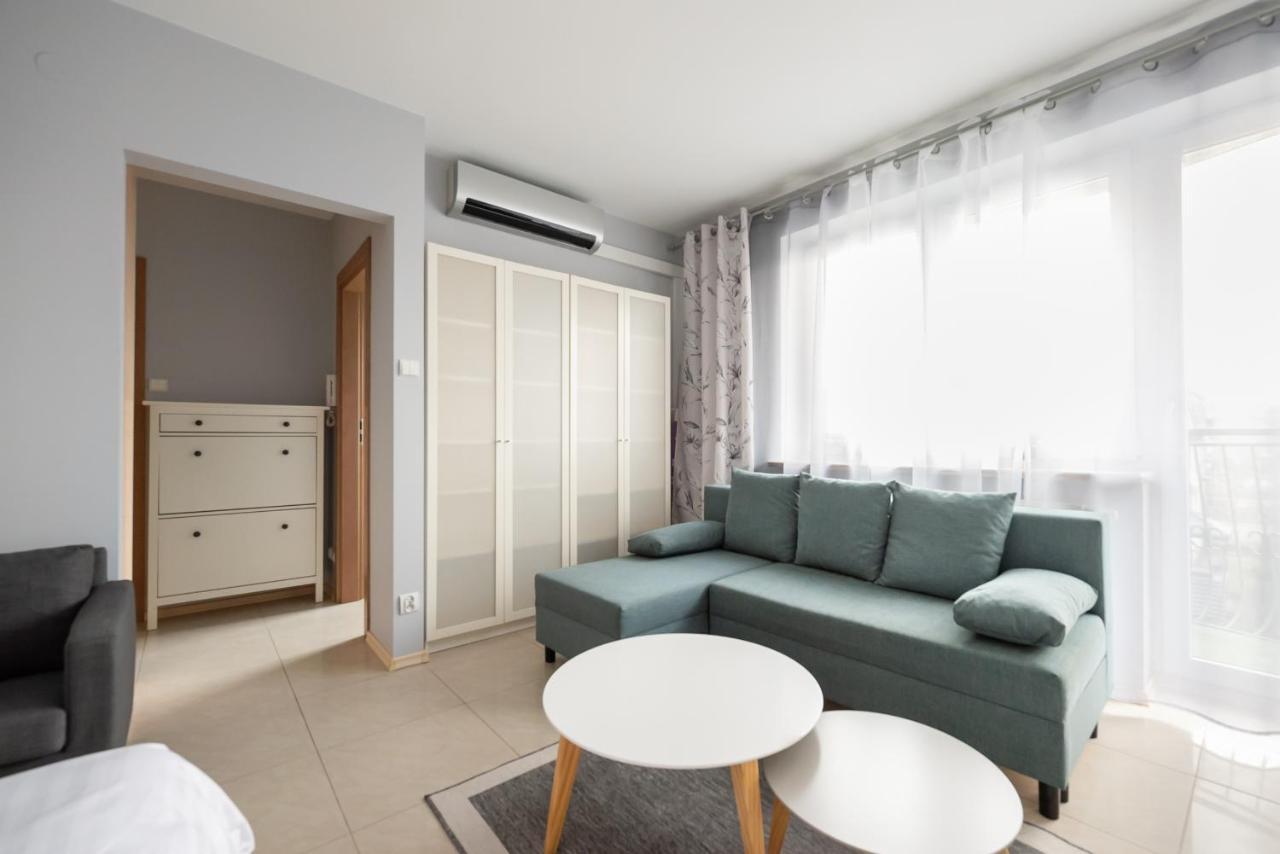 Praga Południe Czechowicka Apartment by BookingHost — 4-Star Luxury Hotel in Warsaw, Poland