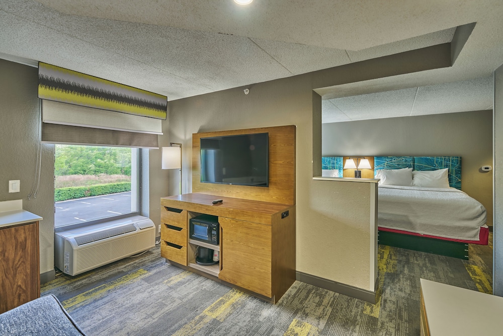 Hampton Inn Flemington - photo 12