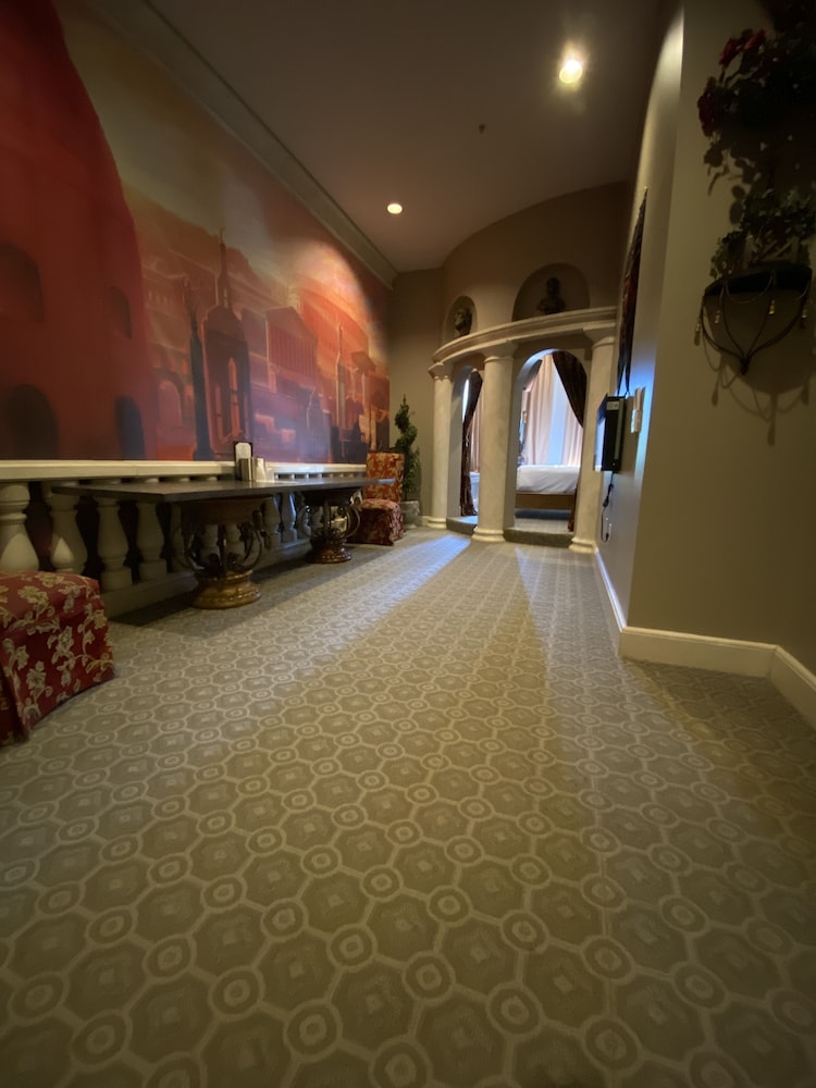 Chateau Avalon - photo 51