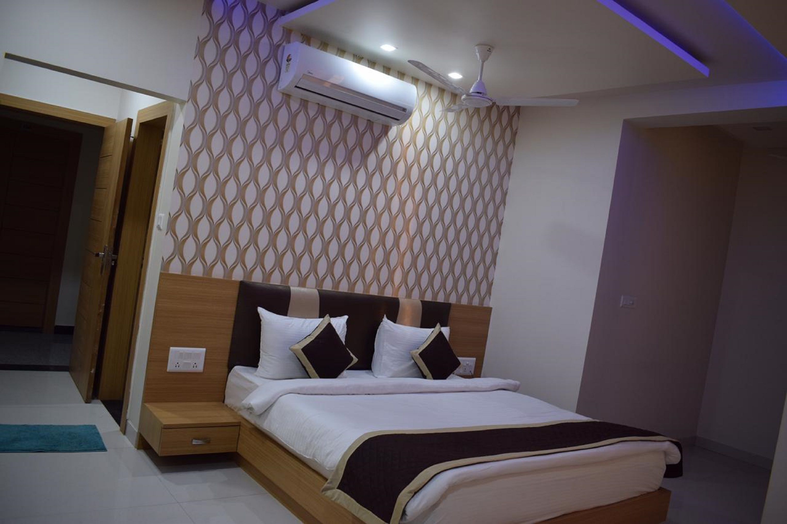 Hotel Krish Palace - carbon neutral hotel in Ajmer