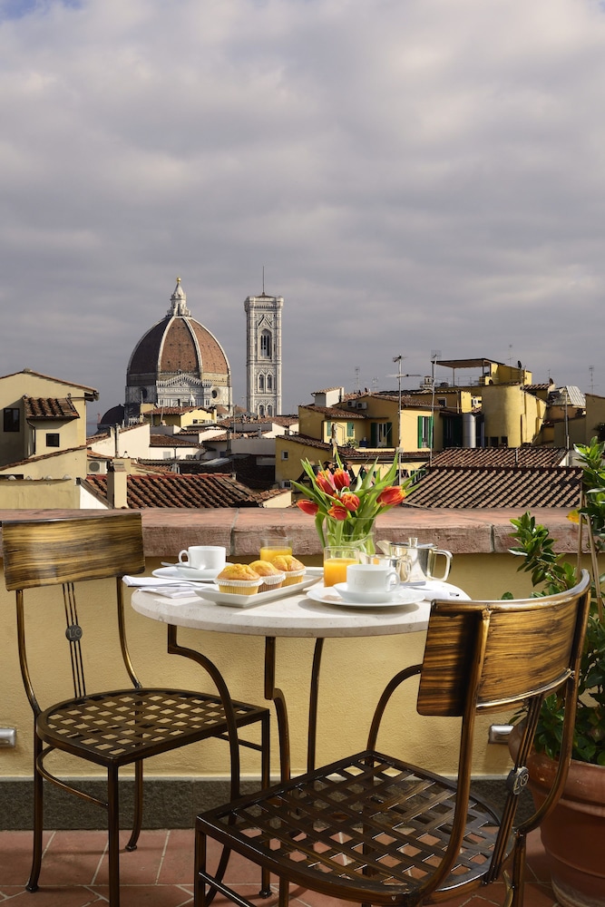 Hotel L’Orologio Firenze in Florence, Italy