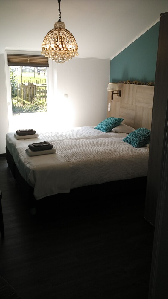 Bed & Breakfast El Manso — Emst — photo 3