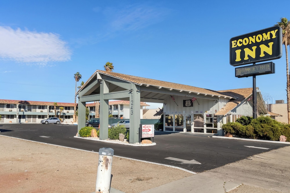 Economy Inn Barstow - photo 29