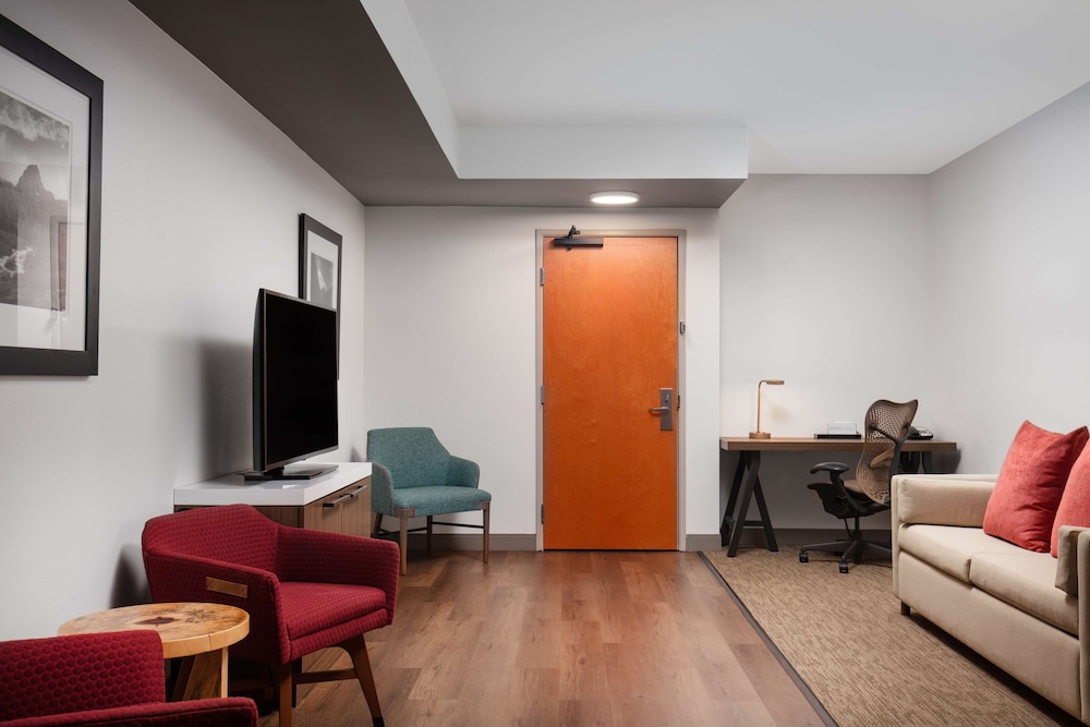 Hilton Garden Inn Kalispell - photo 16