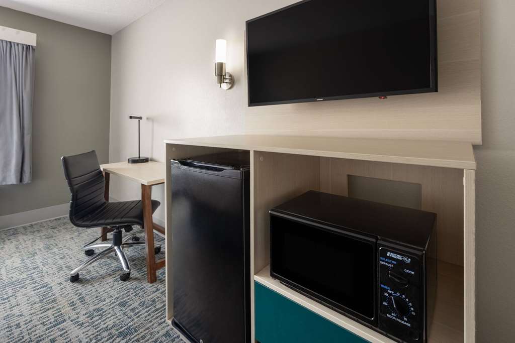Baymont by Wyndham LaGrange - photo 16