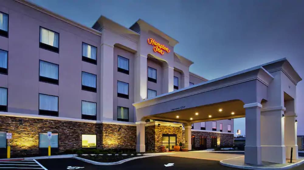 Hampton Inn Niagara Falls Blvd - photo 51