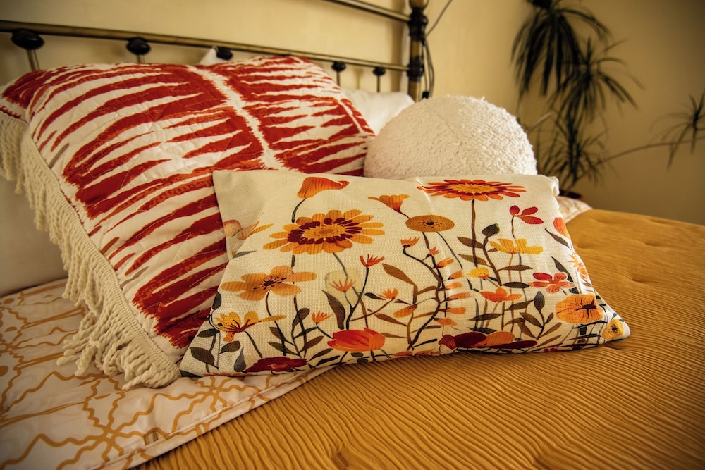 The Boho Buffalo Inn - photo 19