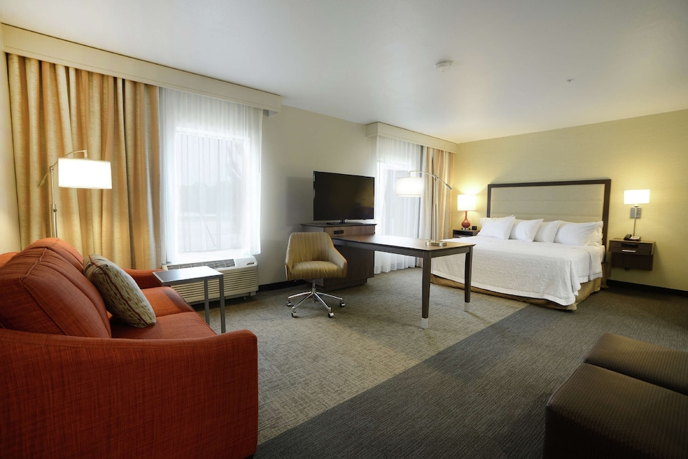 Hampton Inn & Suites Ponca City - photo 12