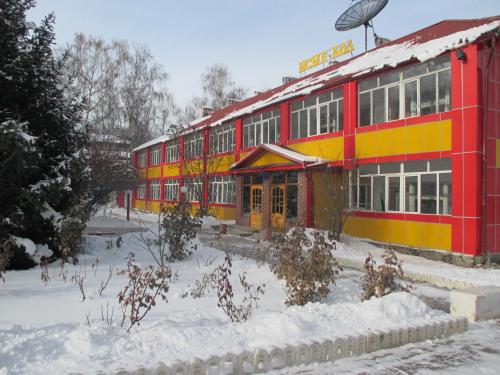 Otel Issyk Kul Karakol — hotel in Karakol