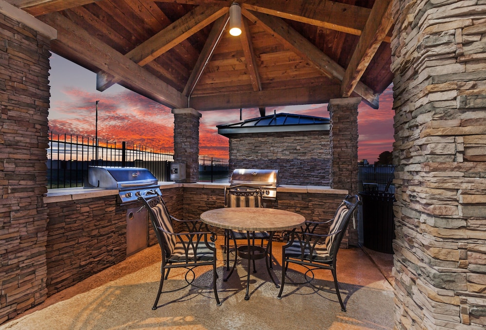 Staybridge Suites Forth Worth West by IHG - photo 15