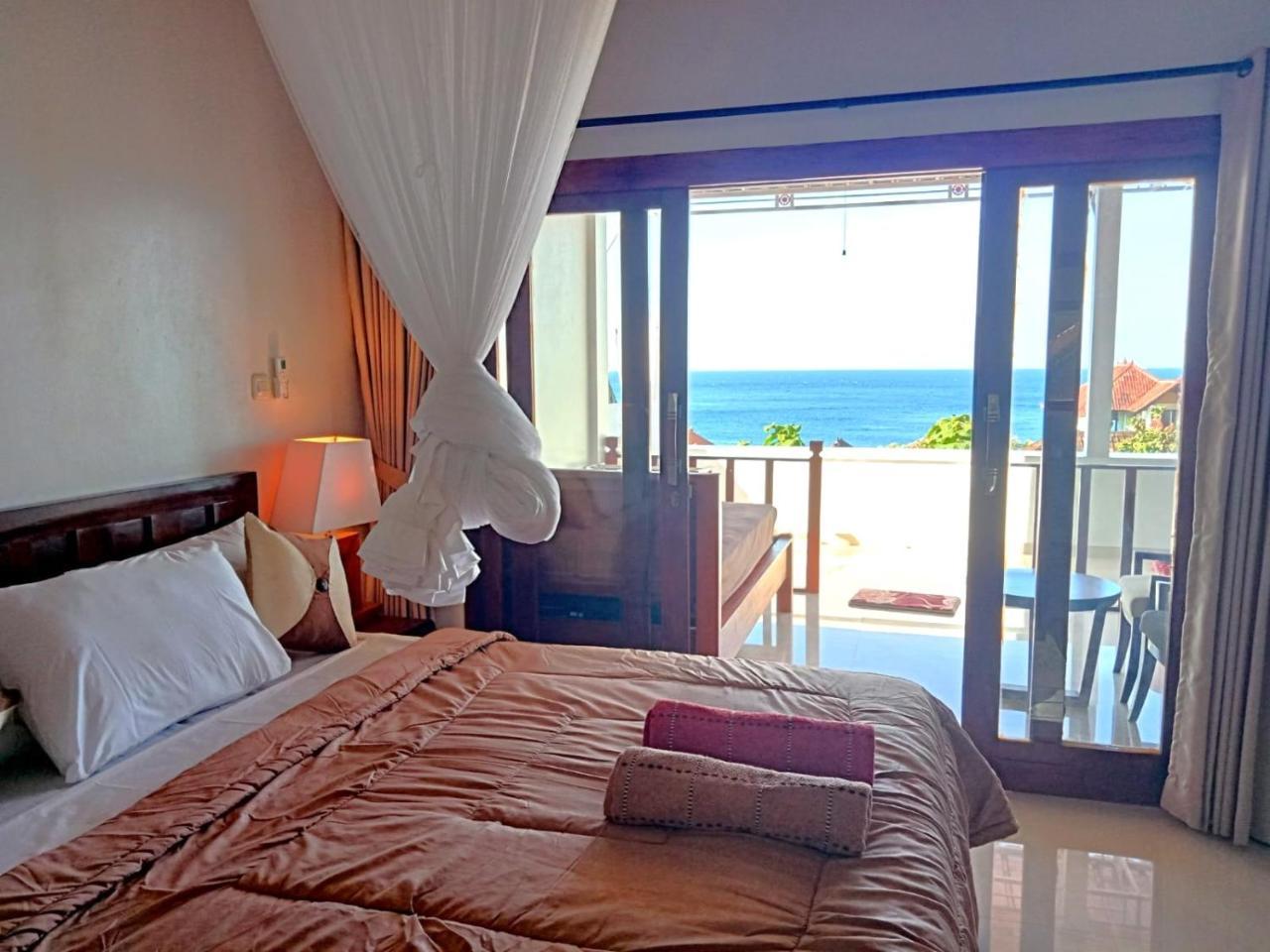 Raweg Studio - carbon neutral hotel in Bali