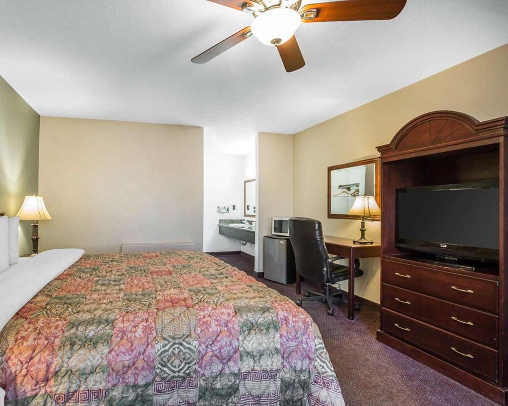 Quality Inn & Suites Cameron Park Shingle Springs - photo 6