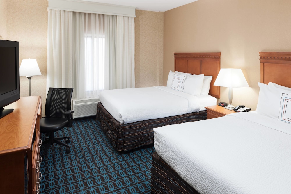 Fairfield Inn & Suites by Marriott Jacksonville Butler Blvd - photo 7