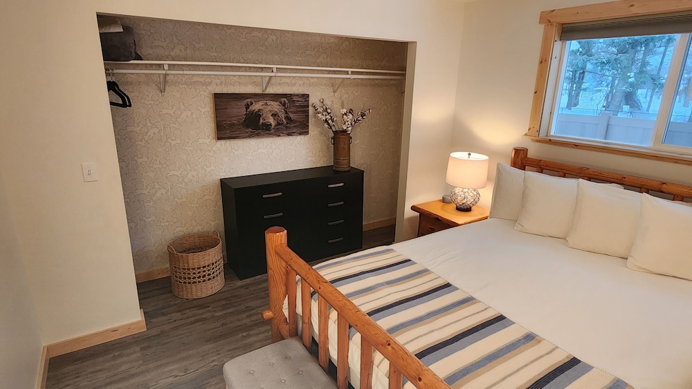 Beargrass Lodging and RV Resort - photo 31