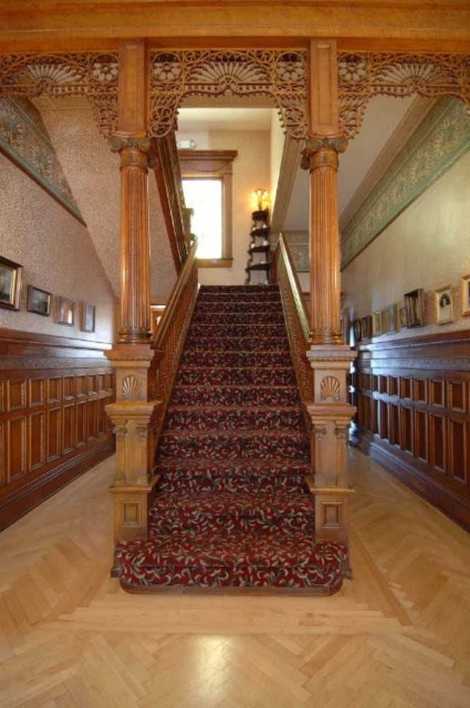 Amsterdam's Curry Mansion Inn - photo 60